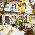 Hotel U Zlateho Jelena