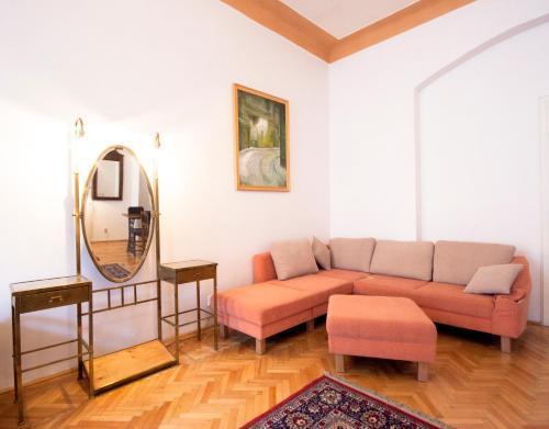 Hotel U Zlateho Jelena Prague